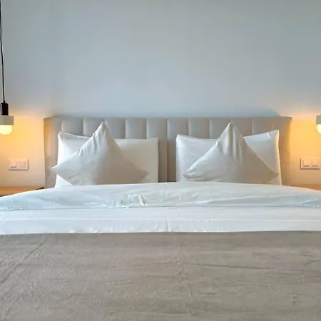 Sr Oasis 325 2 Bdr Penthouse With Sea View Apartment