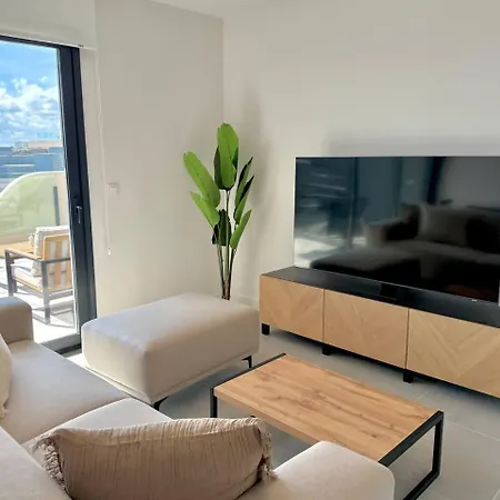 Sr Oasis 325 2 Bdr Penthouse With Sea View