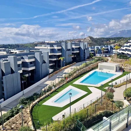 Sr Oasis 325 2 Bdr Penthouse With Sea View * Estepona