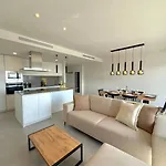 Apartment Sr Oasis 325 2 Bdr Penthouse With Sea View