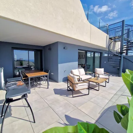 Sr Oasis 325 2 Bdr Penthouse With Sea View Estepona