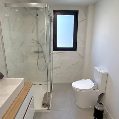 Apartment Sr Oasis 325 2 Bdr Penthouse With Sea View *