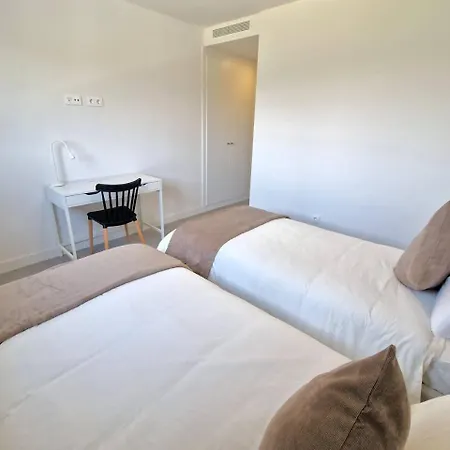 Sr Oasis 325 2 Bdr Penthouse With Sea View