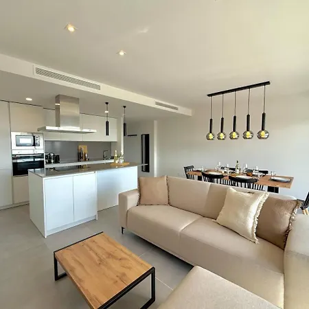 Apartment Sr Oasis 325 2 Bdr Penthouse With Sea View