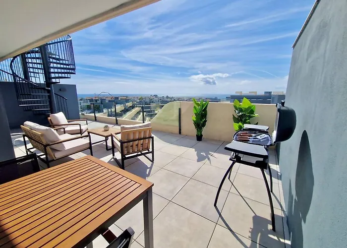 Sr Oasis 325 2 Bdr Penthouse With Sea View Lägenhet Estepona