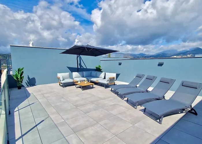 Sr Oasis 325 2 Bdr Penthouse With Sea View Estepona