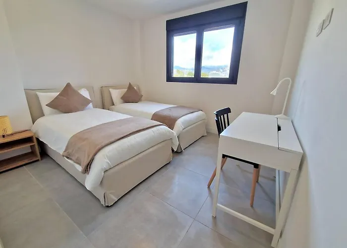 Διαμέρισμα Sr Oasis 325 2 Bdr Penthouse With Sea View Εστεπόνα