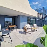 Sr Oasis 325 2 Bdr Penthouse With Sea View Estepona