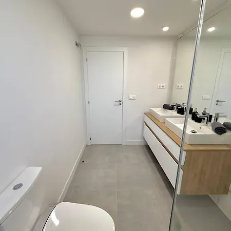 Sr Oasis 325 2 Bdr Penthouse With Sea View Εστεπόνα
